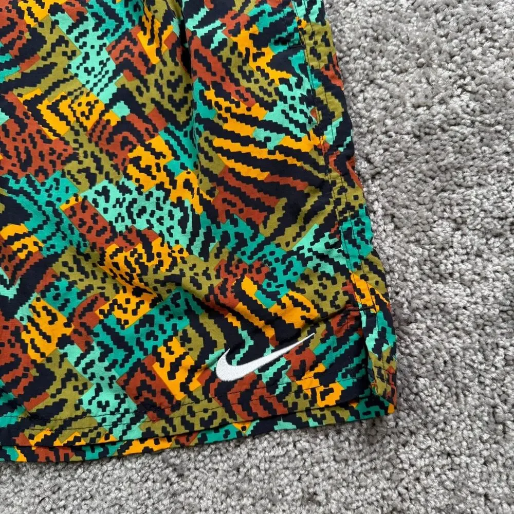 Nike Wild All‎ Over Print M 6